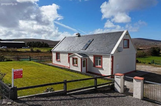 Askill, Bunnacurry, Achill, Co. Mayo - Click to view photos