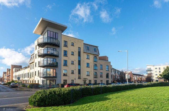 Myrtle House, Longfield Road, Clarehall, Dublin 13 - Click to view photos