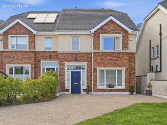90 Crenigans B&aacute;n&oacute;g, Ashbourne, Co. Meath