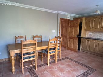 52 Rockvale, Rathbawn, Castlebar, Co. Mayo - Image 3