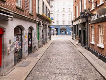 Apartment 11, 50-52 Dame Street, Temple Bar, Dublin 2 - Image 2