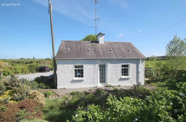 The Cottage, Meelaghans, Killeigh, Co. Offaly - Click to view photos