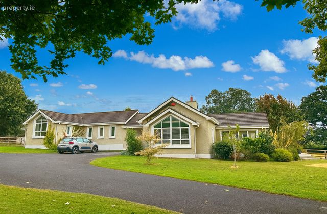 Maple Lodge, Kilcullen, Inistioge, Co. Kilkenny - Click to view photos
