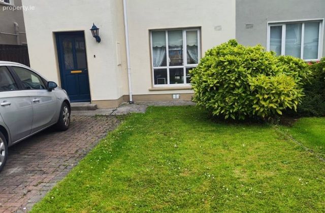 Annsfield Woods, Athlone, Co. Westmeath, Athlone, Co. Westmeath - Click to view photos