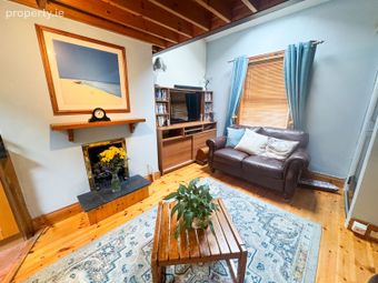 10 Coldwell Street, Glasthule, Co. Dublin - Image 2