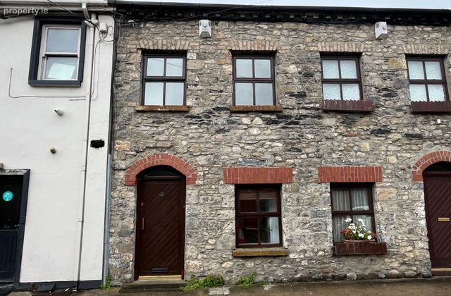 1 The Square, Lucan, Lucan, Co. Dublin - Click to view photos
