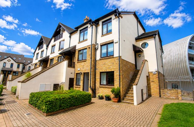 236 Malahide Marina, Malahide, Co. Dublin, Malahide, Co. Dublin - Click to view photos