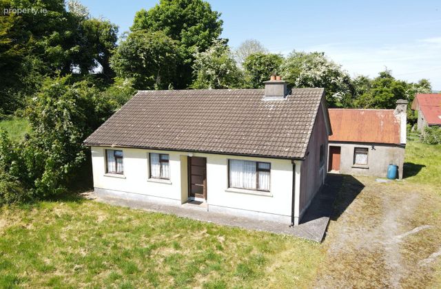 Knockagraffy, Tagheen, Claremorris, Co. Mayo - Click to view photos
