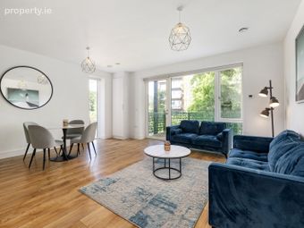 Apartment 4, Sycamore Hall, Leopardstown, Dublin 18 - Image 2