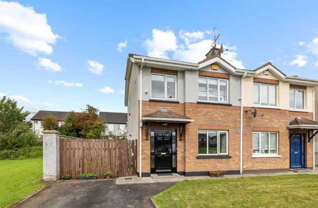 22 The Crescent, Lennonstown Manor, Dundalk, Co. Louth, Dundalk, Co. Louth - Click to view photos
