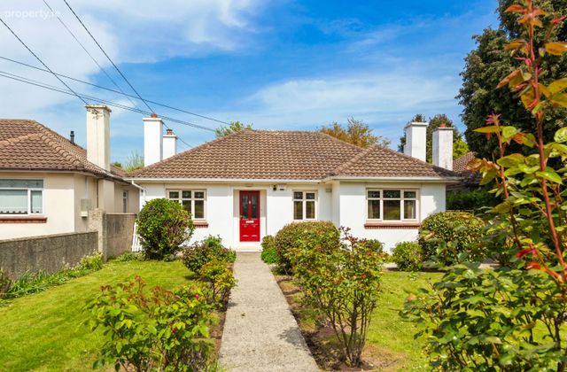 Roselinn, Old Connaught Avenue, Bray, Co. Wicklow - Click to view photos