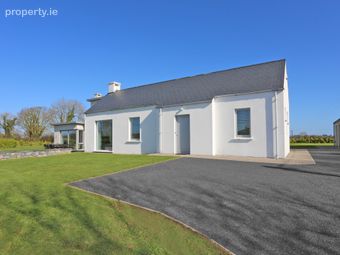 Ballymacreese Cottage, Ballyneety, Limerick, Ballyneety, Co. Limerick - Image 5