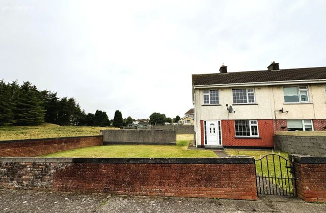 80 Orchard Park, Curragh, Ballysax, Co. Kildare - Click to view photos