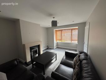 9 Fort Hill, Moneygurney, Rochestown, Co. Cork - Image 3