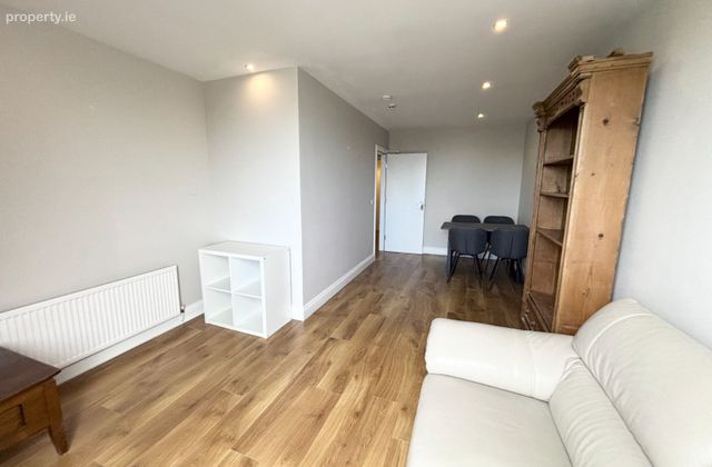 Apartment 2, 1 Island View House, Harbour Road, Howth, Dublin 13 - Click to view photos