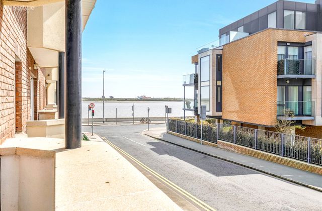 21 Clontarf Bay, Clontarf Bay, Clontarf, Dublin 3, Clontarf, Dublin 3 - Click to view photos