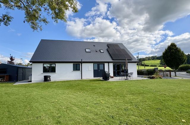 6 Hunter's Wood, Newmarket, Newmarket, Co. Kilkenny - Click to view photos