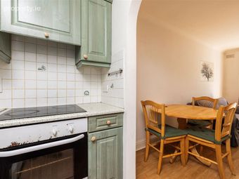 Apartment 6, Aston Abbey, 10 Aston Quay, Temple Bar, Dublin 2 - Image 4