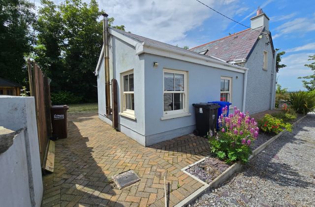 Wild Rose Cottage, Faus, Croghan, Boyle, Co. Roscommon, Croghan, Co. Roscommon - Click to view photos