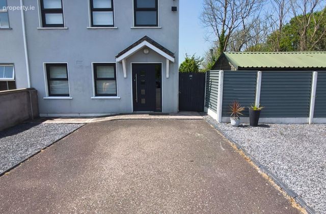 28 Gleann Bu&iacute;, Ballymacoda, Ballymacoda, Co. Cork - Click to view photos