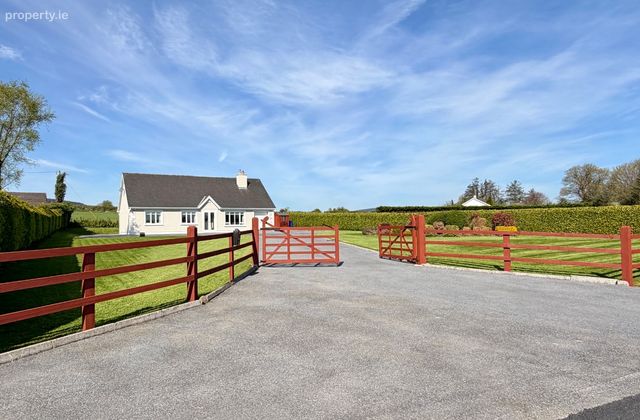 Garrygaug, Mullinavat, Mullinavat, Co. Kilkenny - Click to view photos