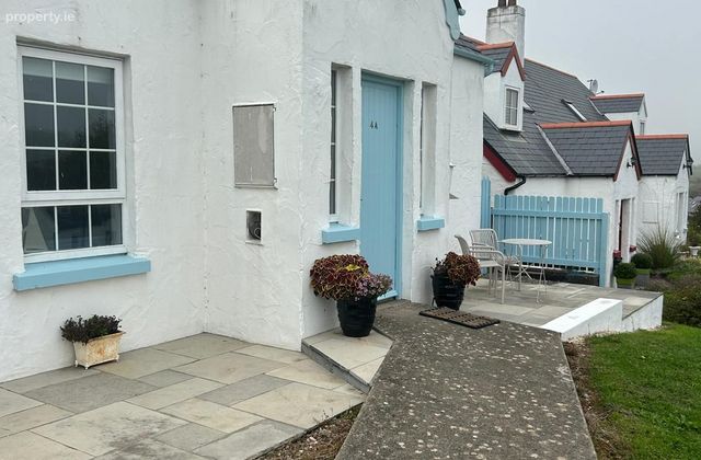 Bayview, Killea Road, Dunmore East, Co. Waterford - Click to view photos