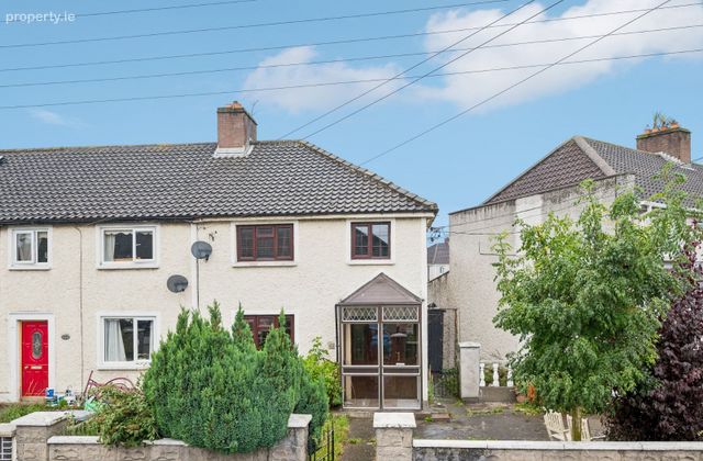 66 Mangerton Road, Drimnagh, Dublin 12 - Click to view photos