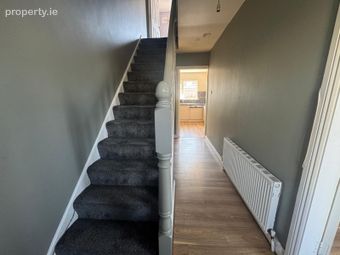 21 College Avenue, College Manor, Cobh, Co. Cork - Image 2