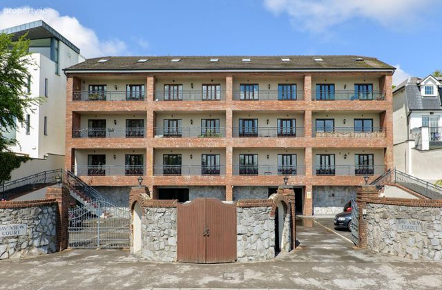 11 Bayview Court, Lough Atalia Road, Galway City Centre, Co. Galway - Click to view photos