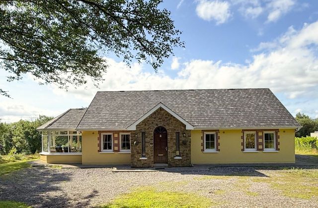 Killaha West, Kenmare, Kenmare, Co. Kerry - Click to view photos