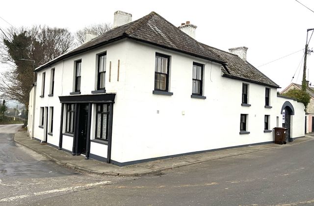 Drangan Village, Drangan, Co. Tipperary - Click to view photos