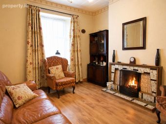 3 Hollyville, Curragh Road, Turners Cross, Co. Cork - Image 3