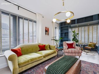18 Hollywoodrath Place, Hollystown, Dublin 15 - Image 3