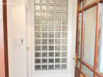 17 The Crescent, Harbour Heights, Passage West, Co. Cork - Image 5