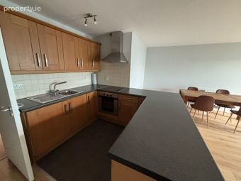 Apartment 6, Chapel Gate Apartments, Aylesbury, Dublin 24 - Image 4