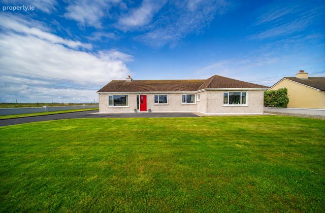 Elly, Clogher, Ballina, Co. Mayo - Click to view photos