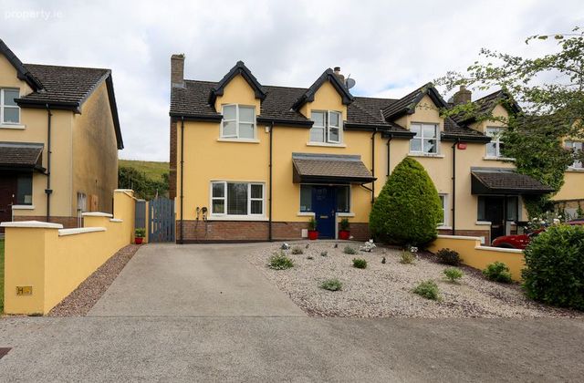 22 Cionn Torc, Castlepollard, Castlepollard, Co. Westmeath - Click to view photos