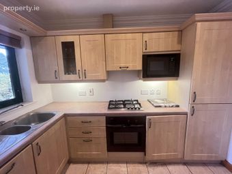 2 Stella Maris, Castle Hill, Carlingford, Carlingford, Co. Louth - Image 4