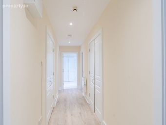 11 Block C, Hawthorn Village, Castlebar, Co. Mayo - Image 3
