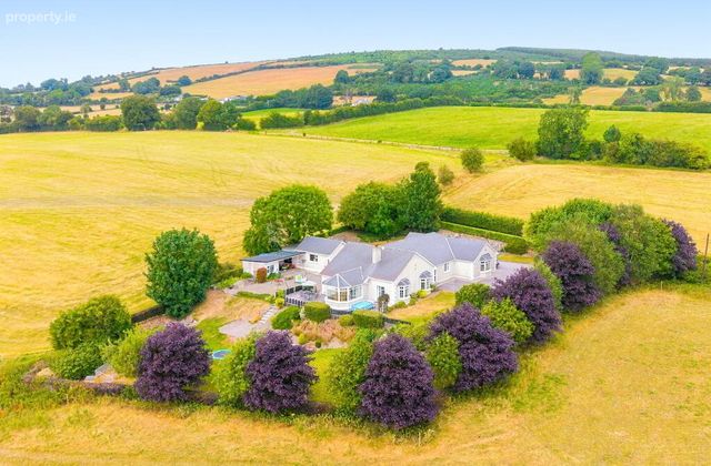 Sin &Eacute;, Carrigeen South, Baltinglass, Co. Kildare, Baltinglass, Co. Wicklow - Click to view photos