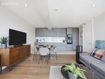 105 The Marker Residences, Grand Canal Dock, Dublin 2 - Image 4