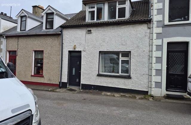 6 Chapel Street, Ballyshannon, Ballyshannon, Co. Donegal - Click to view photos