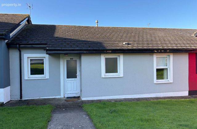 23 Pebble Grove, Pebble Beach, Tramore, Co. Waterford - Click to view photos