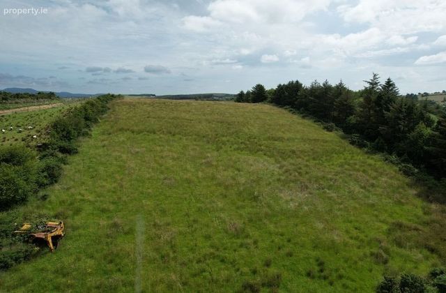 Ballintleva, Clogher, Westport, Co. Mayo - Click to view photos