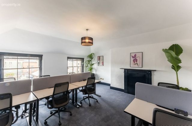 81 Merrion Square South, Dublin 2 - Click to view photos