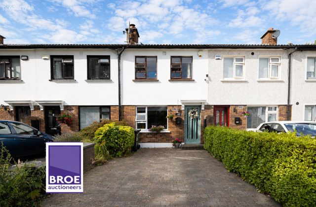 107 Saint John's Crescent, Clondalkin, Dublin 22 - Click to view photos