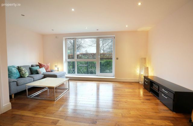 Apartment 122, Southmede, Ballinteer Road, Dundrum, Dublin 16 - Click to view photos