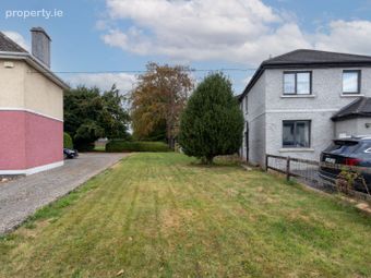 18 Saint Patrick's Park, Dunboyne, Co. Meath - Image 2