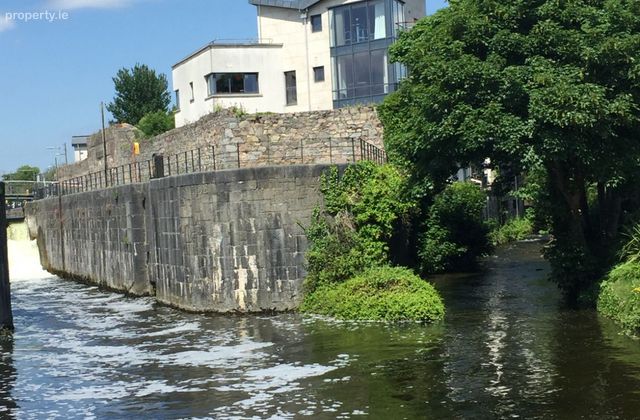 Semple Mill, Luxury One Bed Apartment, Parkavara, Galway City Centre, Co. Galway - Click to view photos