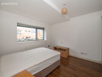 21 Elderwood Park, Boreenmanna Road, Cork, Ballintemple, Co. Cork - Image 3